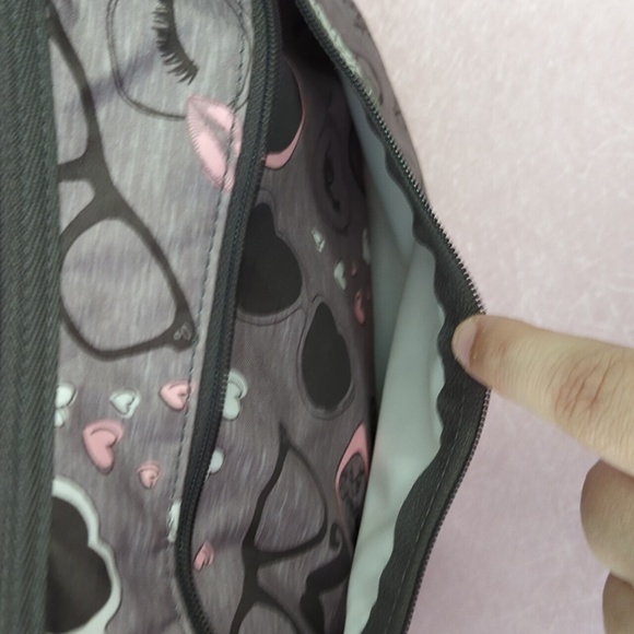 Lesportsac RARE Medium Gray 50s Style Sunglasses Crossbody Purse Messenger Bag - Picture 12 of 14